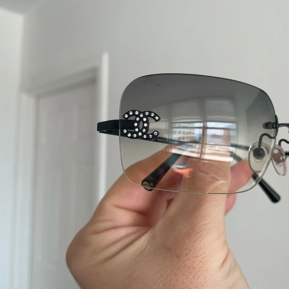 Authentic CHANEL Vintage diamanté rimless sunglasses